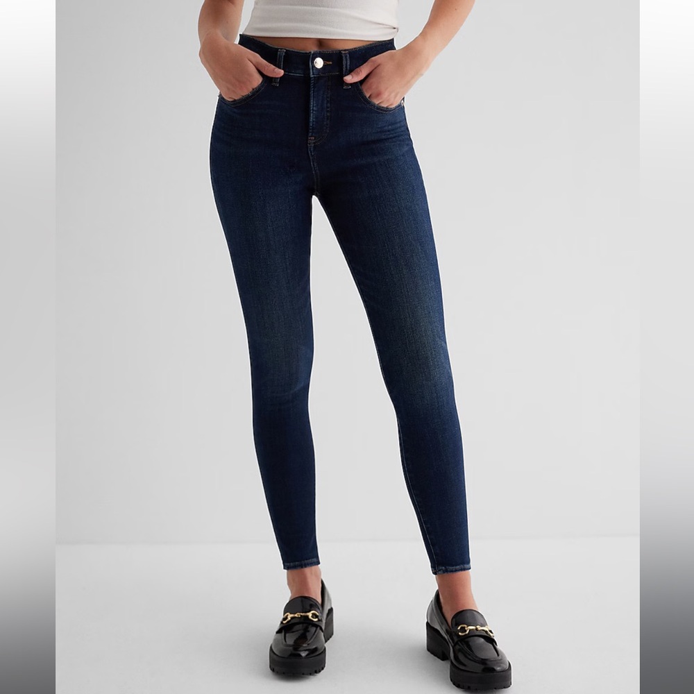 Express Mid Rise Dark Wash Skinny Jeans 4S